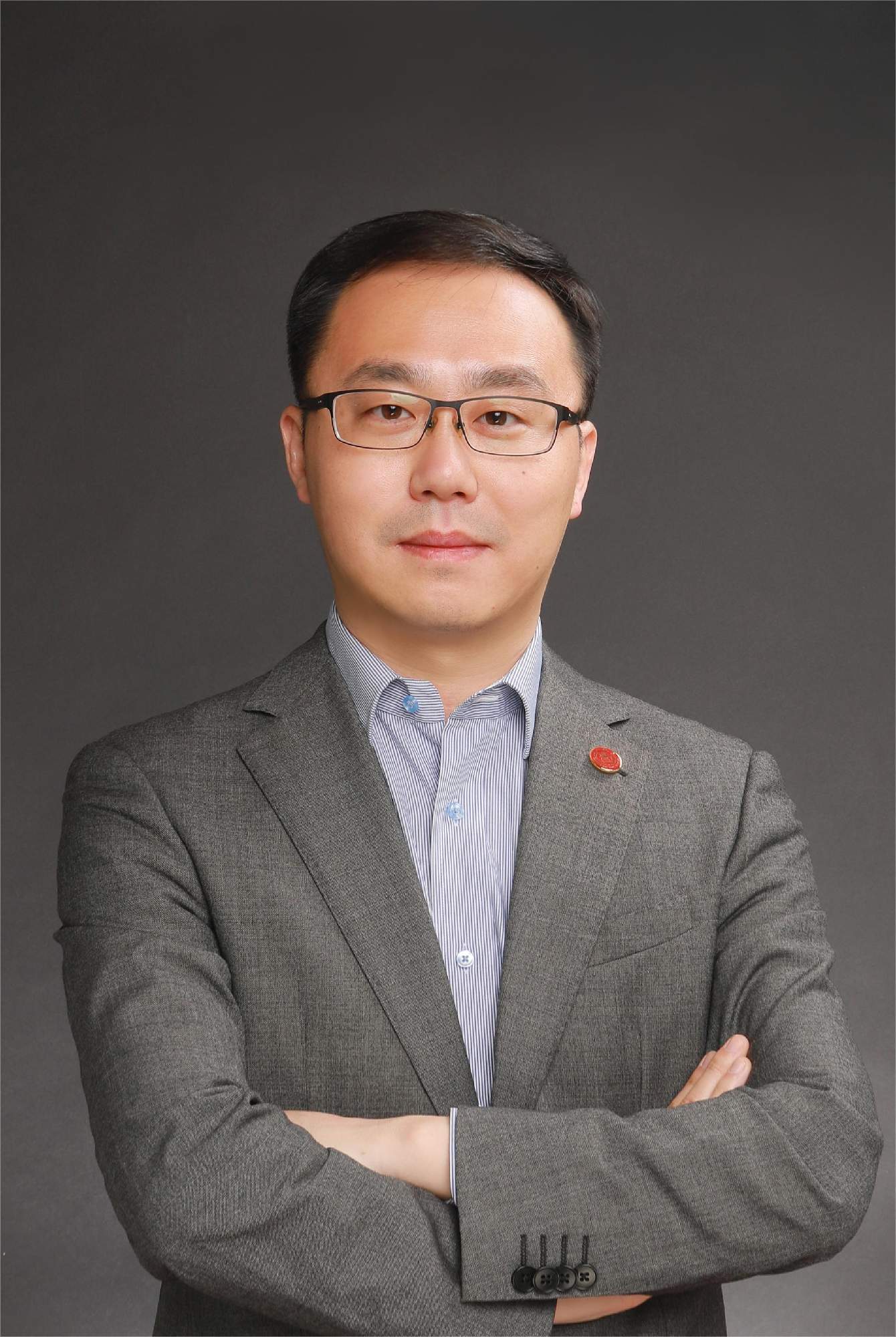 桑大伟