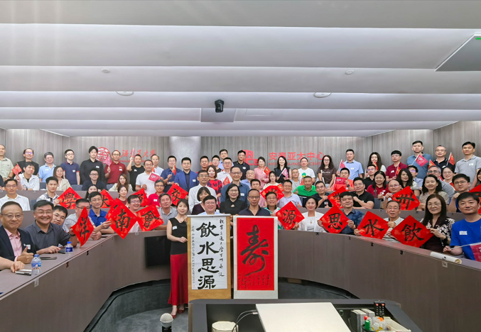 五所交大在上海交大安泰亚太中心举办“五校一家·狮城共庆”活动